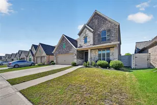2047 Blackhawk Ridge Ln, Manvel, TX 77578 - Photo 3