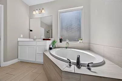 2047 Blackhawk Ridge Lane, Manvel, TX 77578 - Photo 27