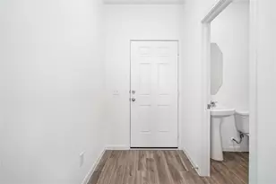 7327 Madison Cmns Ln, Houston, TX 77075 - Photo 1