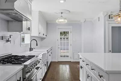 3058 Locke, Houston, TX 77019 - Photo 11