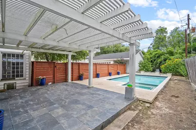 3058 Locke, Houston, TX 77019 - Photo 27