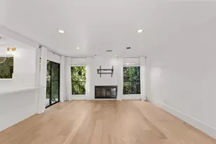 1914 Augusta Dr, Houston, TX 77057 - Photo 5