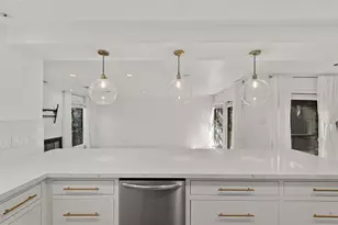 1914 Augusta Dr, Houston, TX 77057 - Photo 11