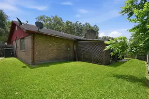 15718 Munson Ln, Houston, TX 77053 - Photo 19