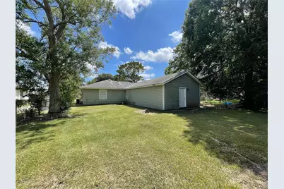 1241 Chevy Chase Street, Angleton, TX 77515 - Photo 15