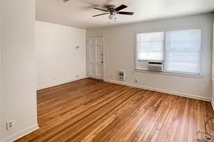 1241 Chevy Chase St, Angleton, TX 77515 - Photo 3