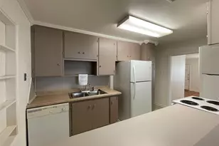 1241 Chevy Chase St, Angleton, TX 77515 - Photo 7