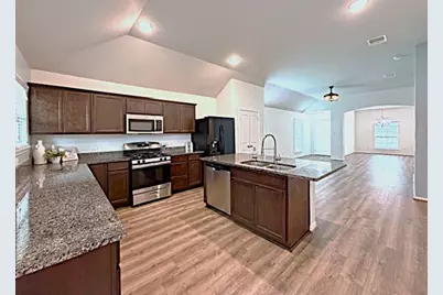 1039 Blue Moon Court, Conroe, TX 77301 - Photo 11
