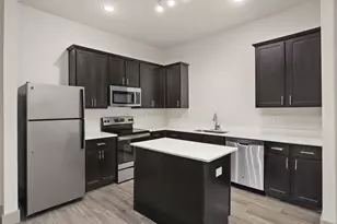 4509 Mt Vernon St, Houston, TX 77006 - Photo 3