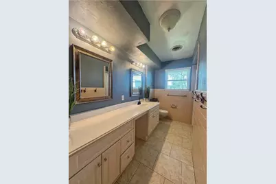 509 Light Street, Anahuac, TX 77514 - Photo 17