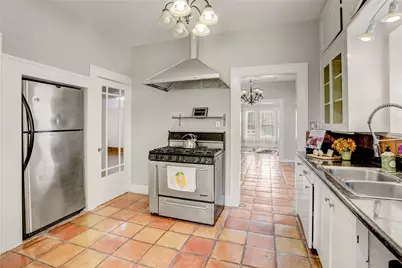 5221 Mulford Street, Houston, TX 77023 - Photo 9