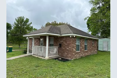 833 E Camp Street, La Grange, TX 78945 - Photo 17