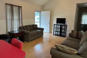 833 E Camp St, La Grange, TX 78945 - Photo 11