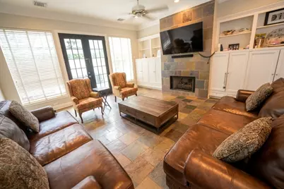 322 Lakeside Boulevard, Sugar Land, TX 77478 - Photo 11