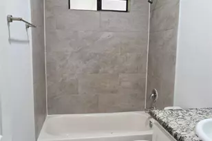 4431 Stassen St, Houston, TX 77051 - Photo 13