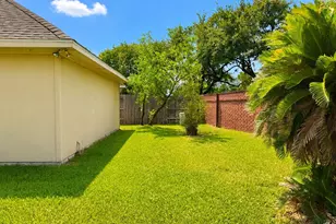 2438 Weatherford Dr, Pearland, TX 77584 - Photo 47