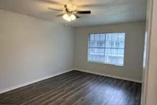 2101 Mustang Rd, Alvin, TX 77511 - Photo 3