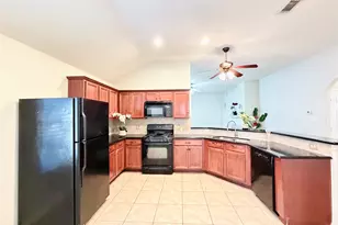 20118 Longheath Ct, Richmond, TX 77407 - Photo 9