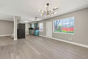 12211 Chimney Rock Rd, Houston, TX 77035 - Photo 7