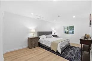 5207 Ridgeton Dr, Houston, TX 77053 - Photo 9
