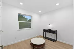 5207 Ridgeton Dr, Houston, TX 77053 - Photo 13