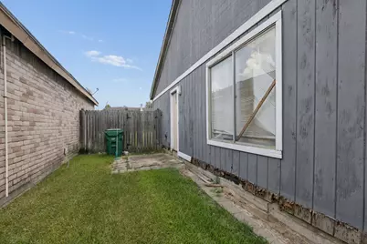 7610 Log Cradle Drive, Houston, TX 77041 - Photo 17