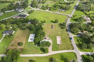 2257 County Rd 529, Alvin, TX 77511 - Photo 1