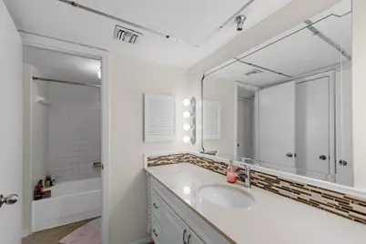 8429 Hearth Drive #23, Houston, TX 77054 - Photo 5