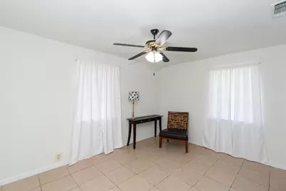 6811 Cemetary Road, Manvel, TX 77578 - Photo 15