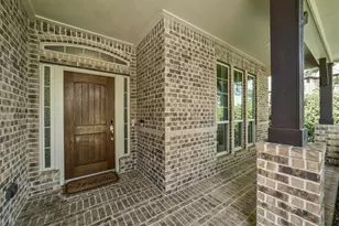 6 S Wheatleigh Dr, Tomball, TX 77375 - Photo 3