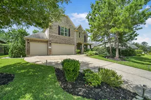 6 S Wheatleigh Dr, Tomball, TX 77375 - Photo 1