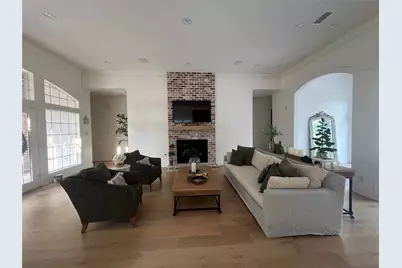 51 N Wooded Brook Circle, The Woodlands, TX 77382 - Photo 11