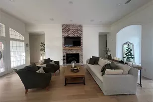 51 N Wooded Brook Cir, The Woodlands, TX 77382 - Photo 11