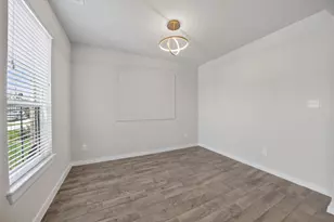 15014 Timberson Rdg Ln, Houston, TX 77090 - Photo 5