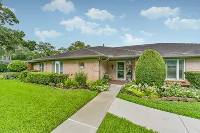 3210 Nottingham Street, Pearland, TX 77581 - Photo 3