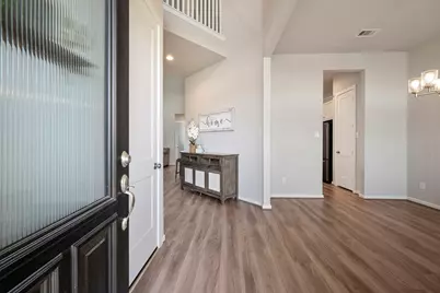 9715 Migrant Hawker Court, Conroe, TX 77385 - Photo 5