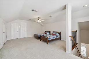 3203 Holly Path Dr, Houston, TX 77042 - Photo 43