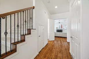 3203 Holly Path Dr, Houston, TX 77042 - Photo 7