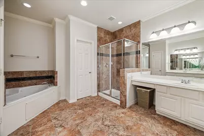 3203 Holly Path Drive, Houston, TX 77042 - Photo 33