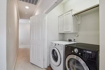 3203 Holly Path Drive, Houston, TX 77042 - Photo 41