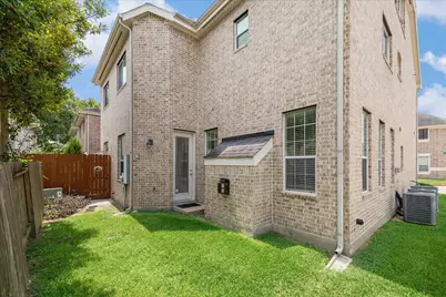 3203 Holly Path Drive, Houston, TX 77042 - Photo 47