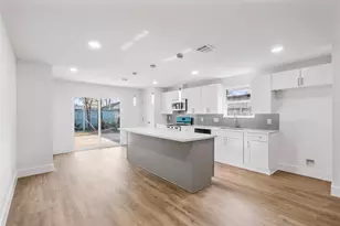 6403 Acorn Forest Dr, Houston, TX 77088 - Photo 11