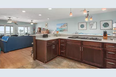 2306 Ave N, Dickinson, TX 77539 - Photo 13