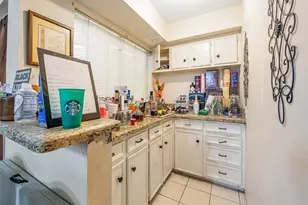 10827 Braes Forest Dr, Houston, TX 77071 - Photo 9