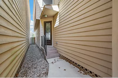 5708 Petty St #B, Houston, TX 77008 - Photo 3