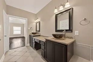 5708 Petty St, Houston, TX 77008 - Photo 39