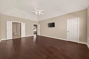 5708 Petty St, Houston, TX 77008 - Photo 37