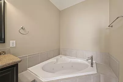 5708 Petty St #B, Houston, TX 77008 - Photo 41