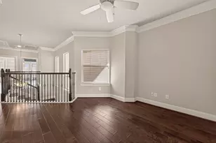 5708 Petty St, Houston, TX 77008 - Photo 27