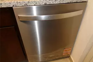 9433 Pagewood Ln, Houston, TX 77063 - Photo 5